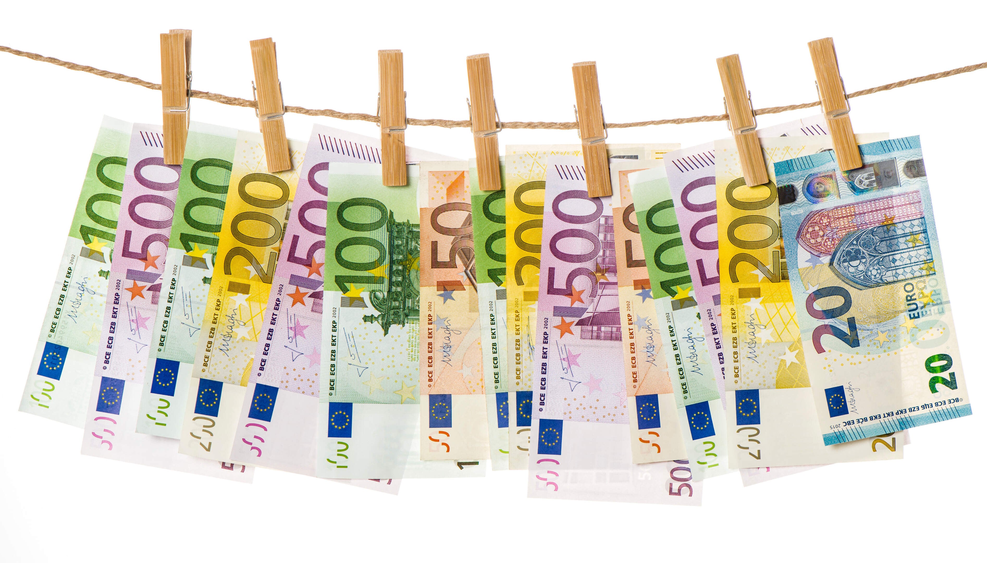 Europese Rekenkamer hekelt gebrek aan transparantie omstreden coronaherstelfonds